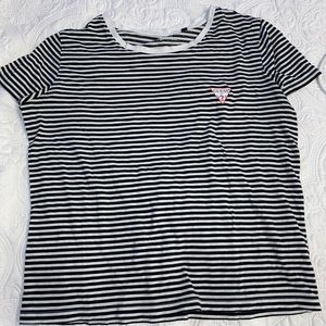 Guess semi-cropped tee